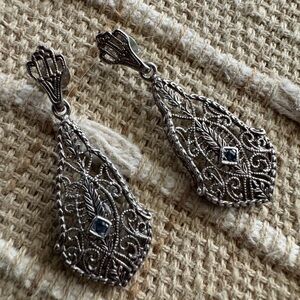 Beautiful not tested 925 stone accent earrings